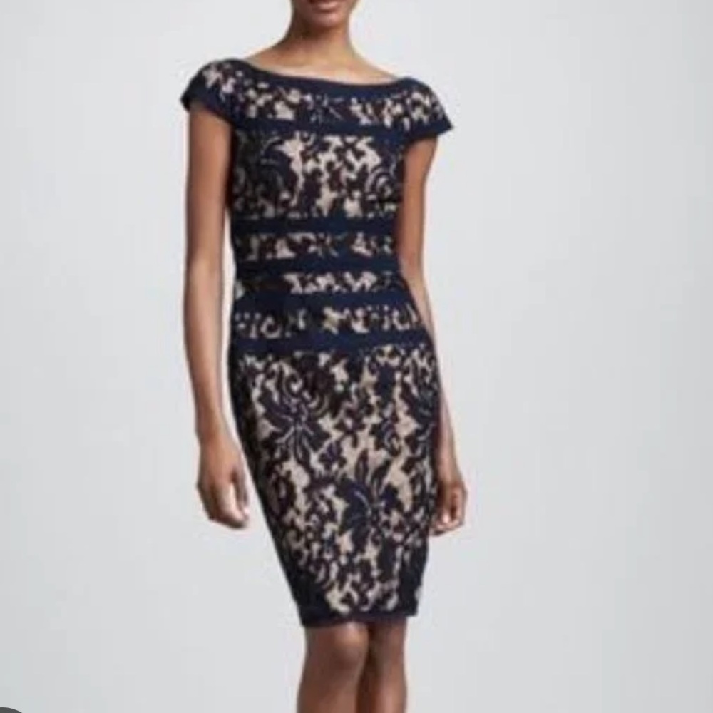 Tadashi Shoji Blue scalloped lace banded dress